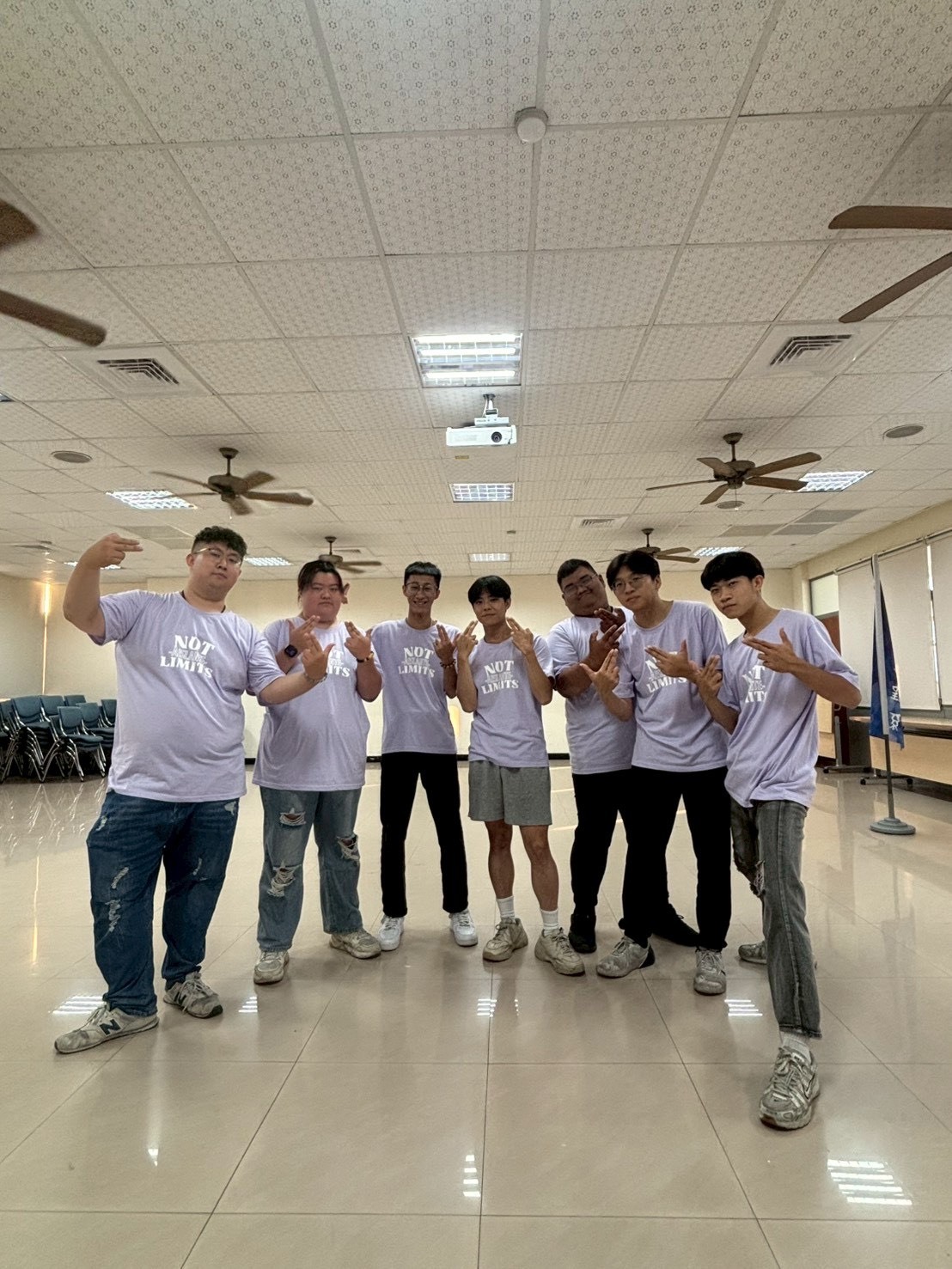 電子工程系學會成員照片